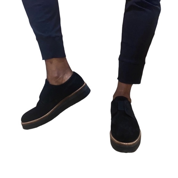 Vince Davy Slip On Oxfords - Picture 3 of 10